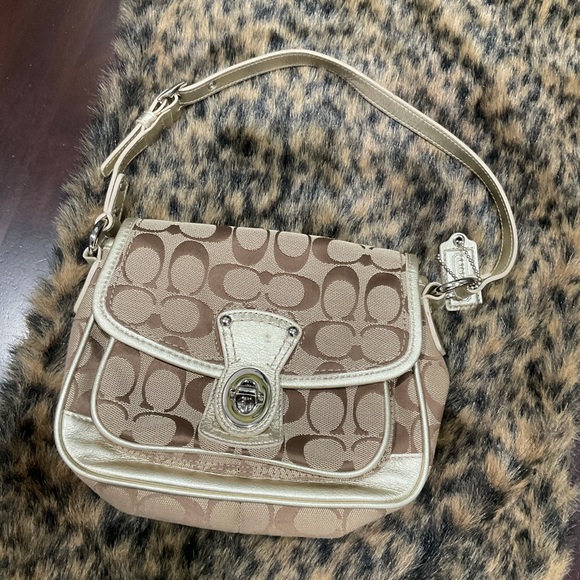 COACH PENNY FLAP TURN LOCK MINI BAG - Picture 9 of 9